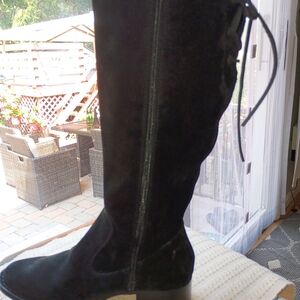 NWT.Born Elegant Black Suede Knee-High Boots Size 8.5